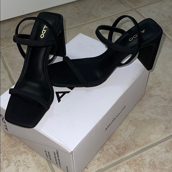 Aldo black heels - Picture 5 of 6